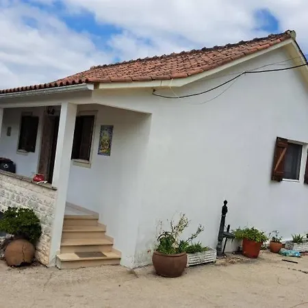 Casa Clementina Marques