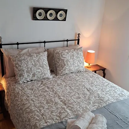 Casa Clementina Marques